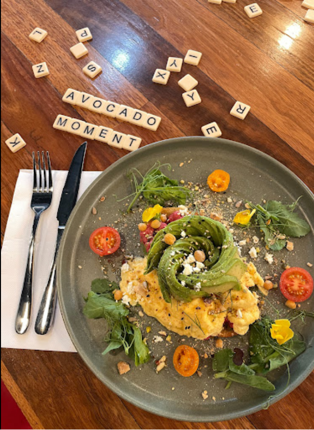 Avocado Moment Cafe