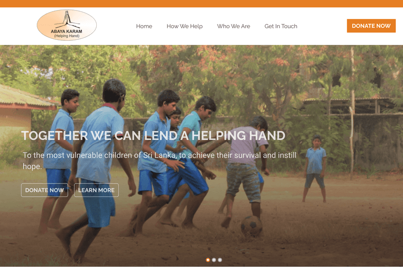 Abaya Karam Helping Hand