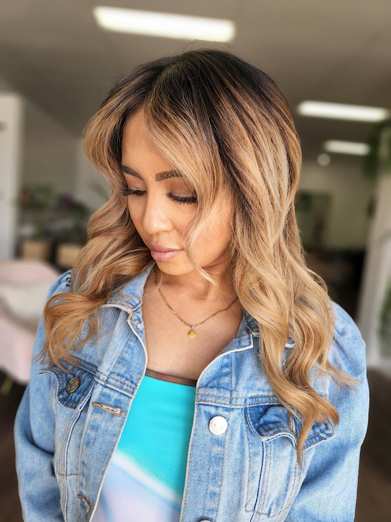 MH Luxury Hair Studio