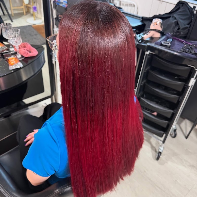 Wow! Excellence in Hair