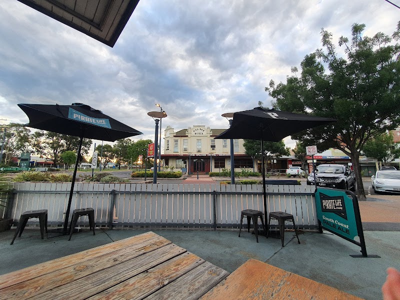 Bluebird Kitchen and Smokehouse