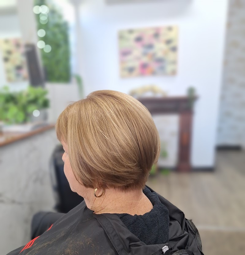 Hair and Beaute' by Belinda