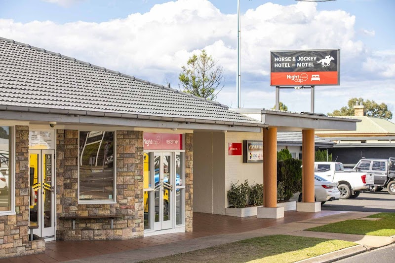 Horse & Jockey Hotel